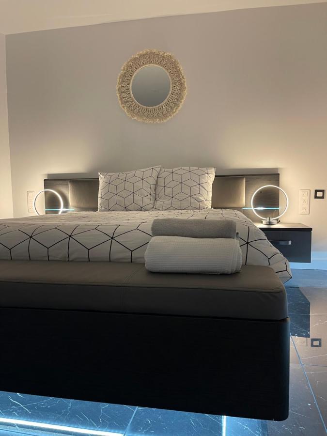 Appartement Hors Du Commun Avec Son Jacuzzi Salies-de-Bearn Ngoại thất bức ảnh