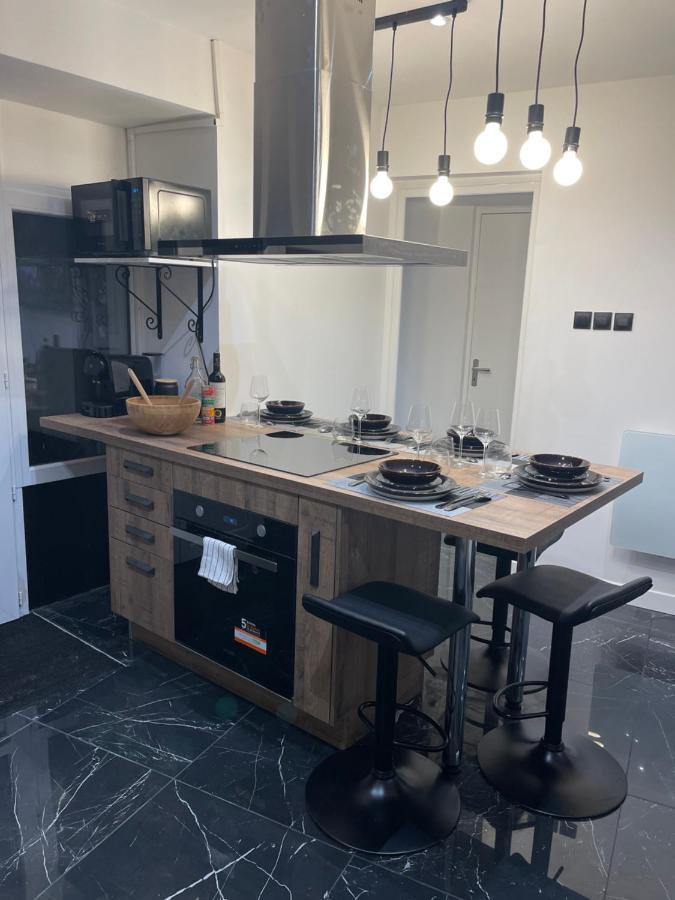 Appartement Hors Du Commun Avec Son Jacuzzi Salies-de-Bearn Ngoại thất bức ảnh