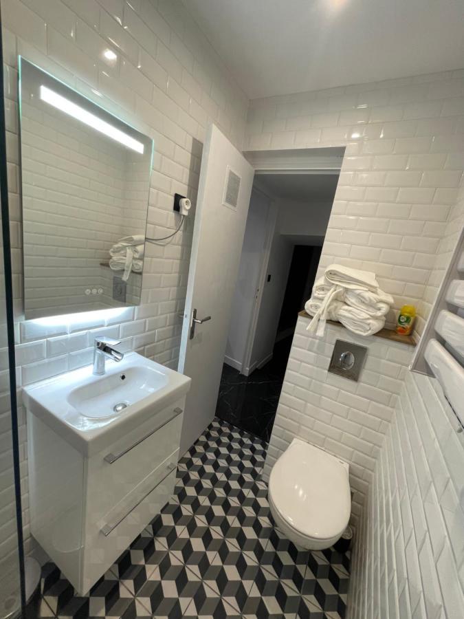 Appartement Hors Du Commun Avec Son Jacuzzi Salies-de-Bearn Ngoại thất bức ảnh
